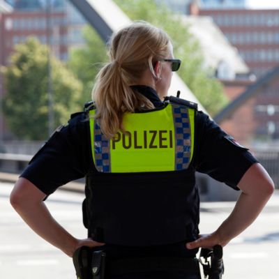 Polizei und Sicherheit